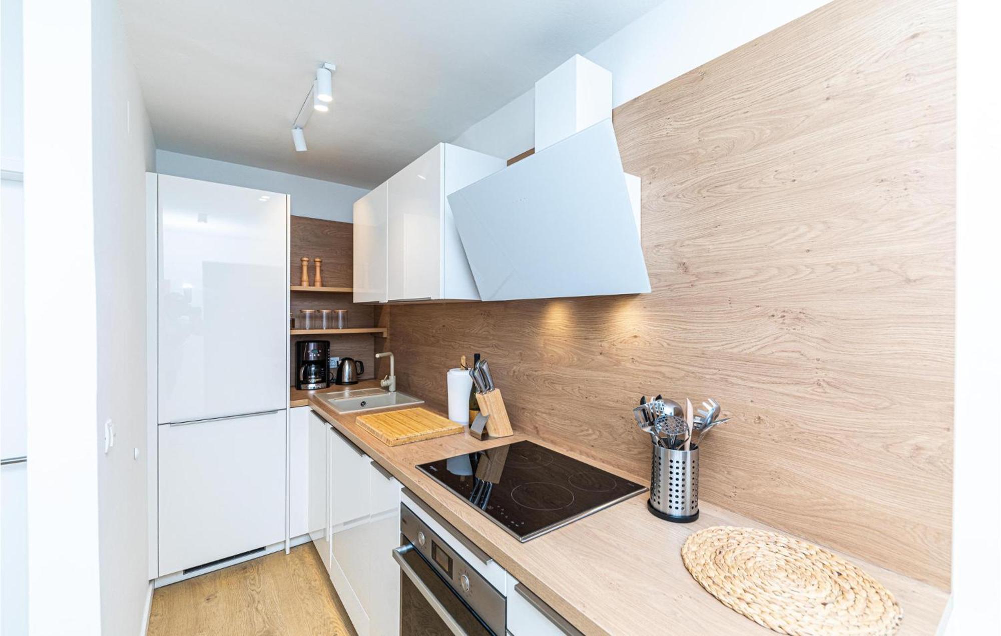 3 Bedroom Lovely Home In Jadrija Kültér fotó