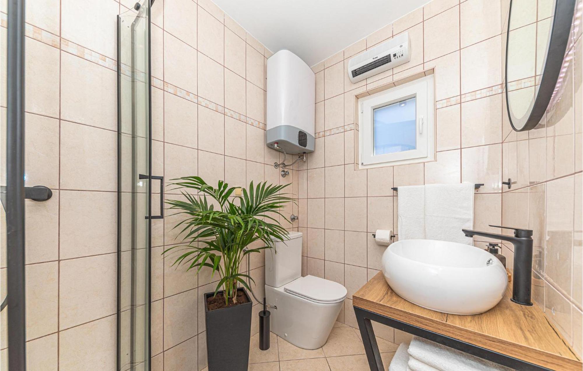 3 Bedroom Lovely Home In Jadrija Kültér fotó