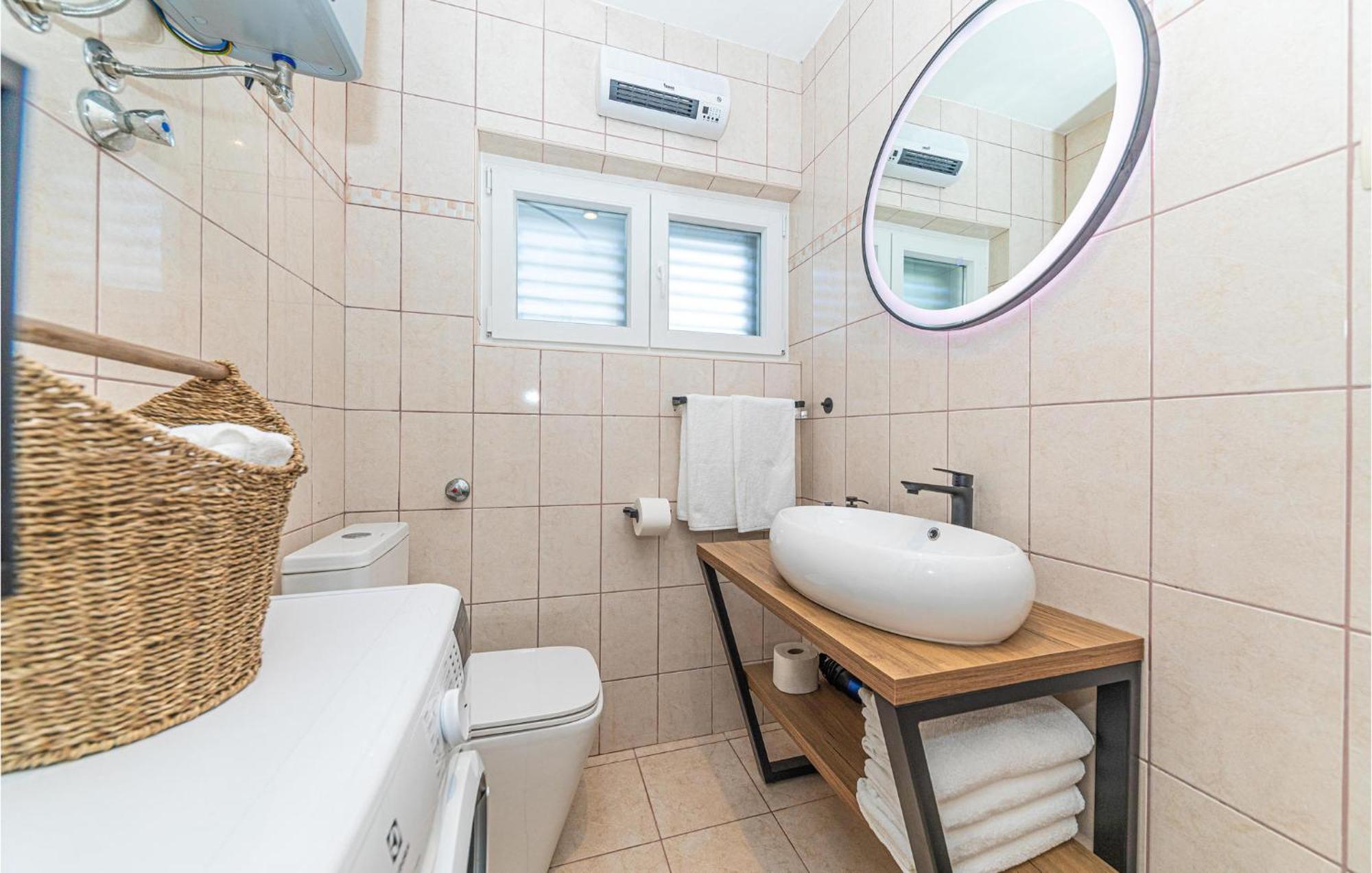 3 Bedroom Lovely Home In Jadrija Kültér fotó